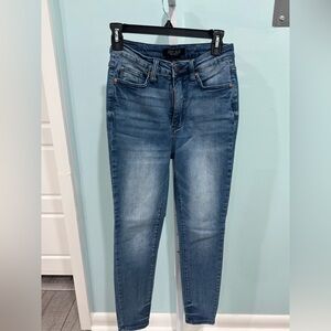 Judy Blue Women's Blue Jeans